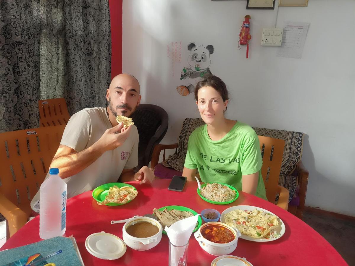 Khajuraho Dreams Homestay Экстерьер фото