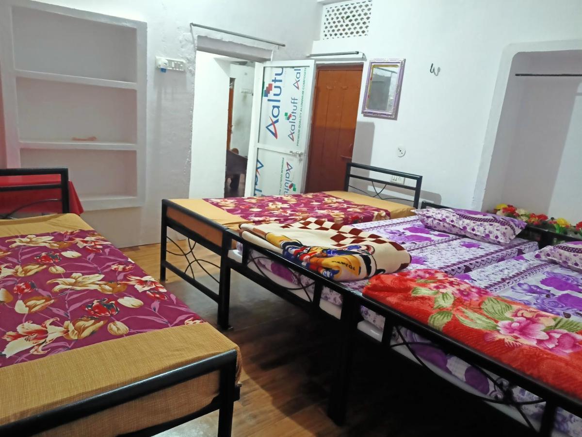 Khajuraho Dreams Homestay Экстерьер фото