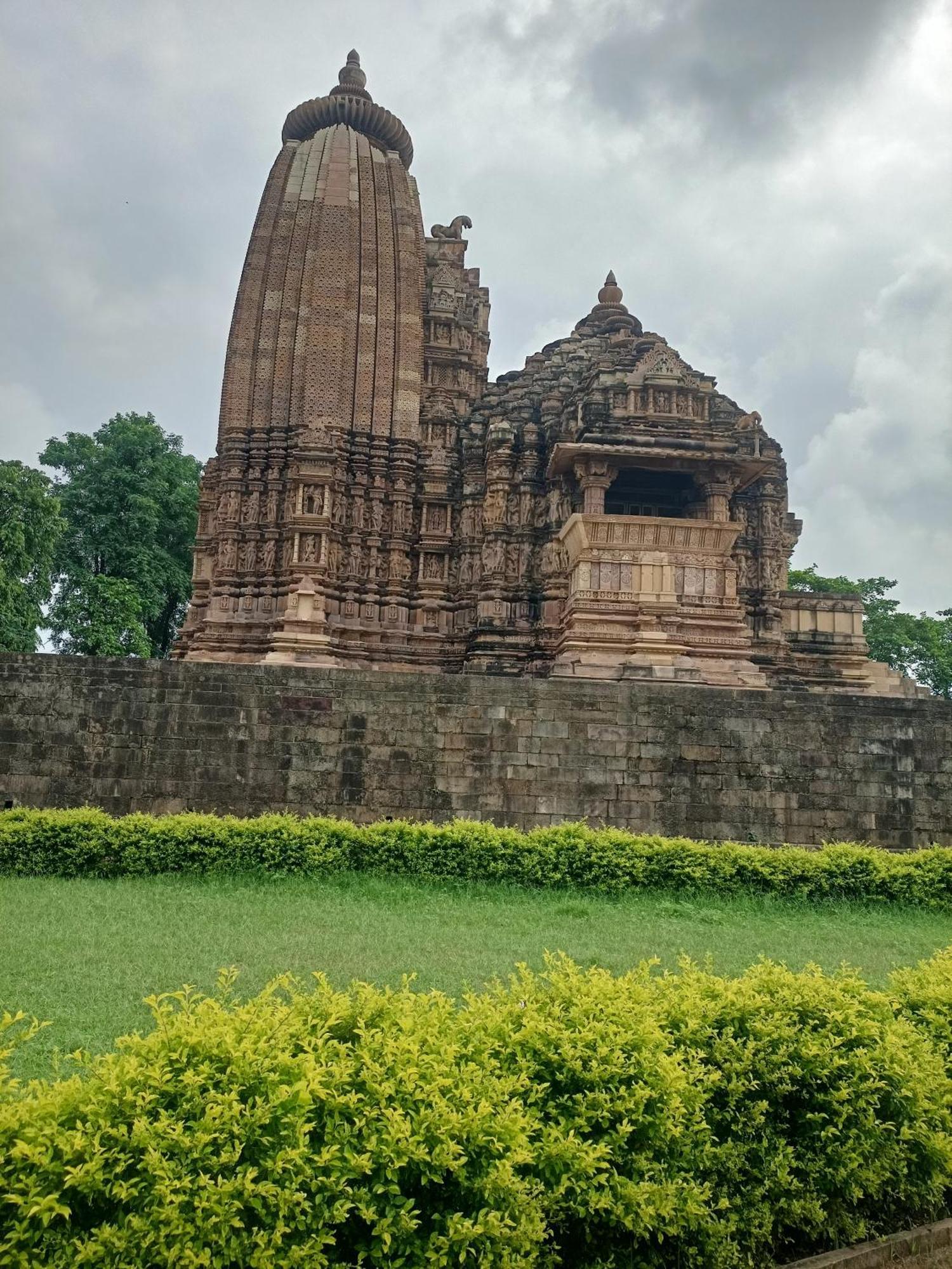 Khajuraho Dreams Homestay Экстерьер фото
