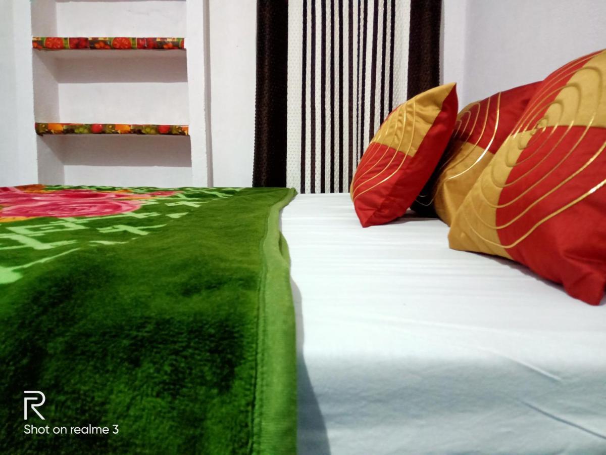 Khajuraho Dreams Homestay Экстерьер фото