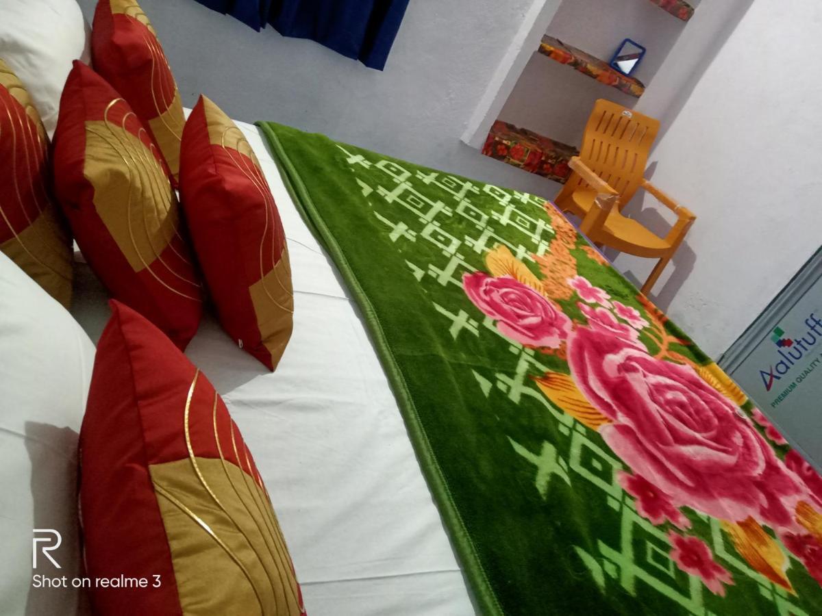 Khajuraho Dreams Homestay Экстерьер фото